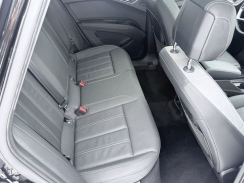 Used 2023 Audi Q4 e-tron Premium Plus w/ Premium Plus image 50