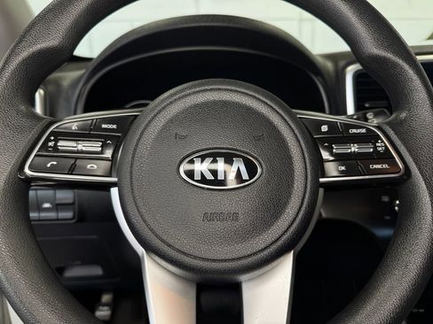 Used 2020 Kia Sportage LX AWD/4WD image 15