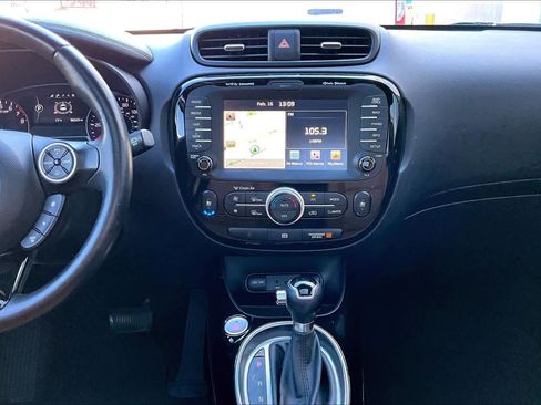 Used 2015 Kia Soul ! w/ Sun & Sound Package image 8
