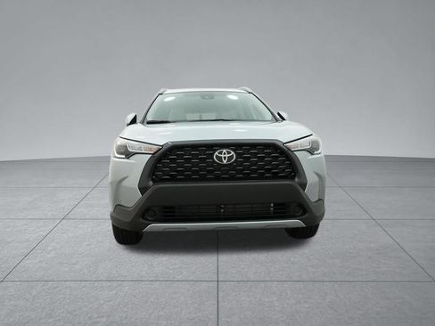 Used 2022 Toyota Corolla Cross LE w/ Moonroof Package FWD image 34