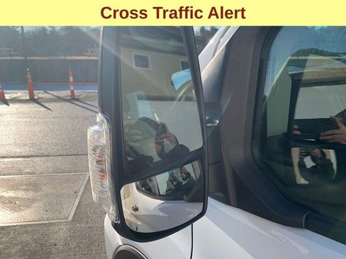 Used 2023 Ford Transit 350 XLT image 8