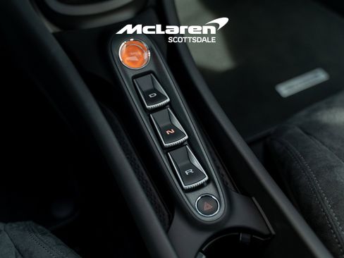 New 2026 McLaren Artura image 27