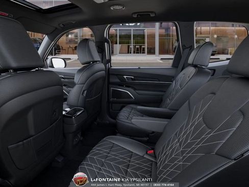 New 2025 Kia Telluride AWD image 18