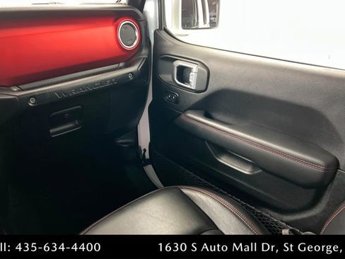 Used 2020 Jeep Wrangler Unlimited Rubicon w/ Advanced Safety Group image 10