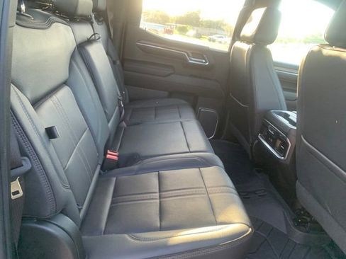 Used 2023 Chevrolet Silverado 1500 High Country AWD/4WD image 26