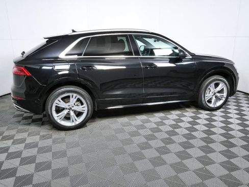 Used 2023 Audi Q8 Premium w/ Convenience Package AWD/4WD image 2