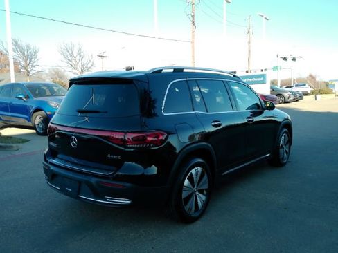 Used 2023 Mercedes-Benz EQB 300 4MATIC w/ Pinnacle Package image 8