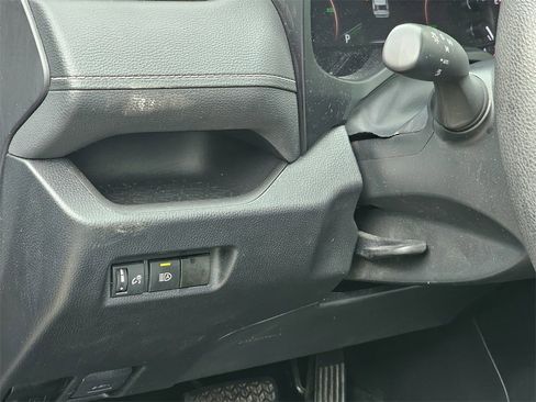 Used 2023 Toyota RAV4 XLE image 18