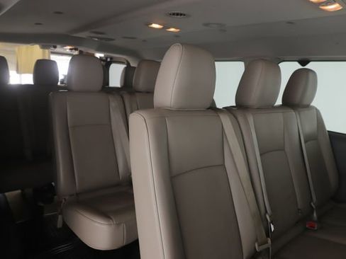 Used 2020 Nissan NV 3500 SL RWD image 27