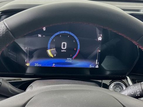 New 2026 Chevrolet Trax RS w/ Sunroof Package image 12