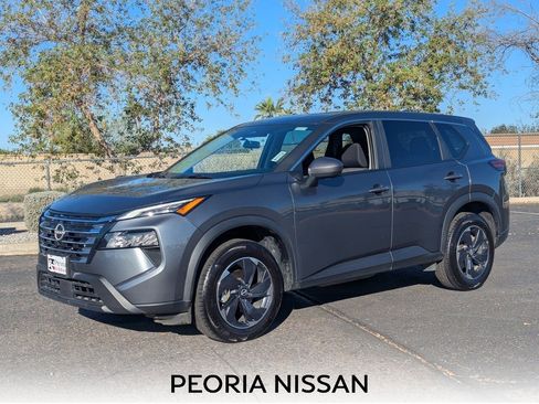 Certified 2025 Nissan Rogue SV image 1