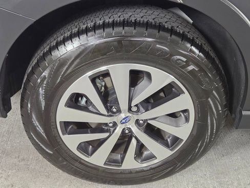 Certified 2025 Subaru Outback Premium AWD/4WD image 10