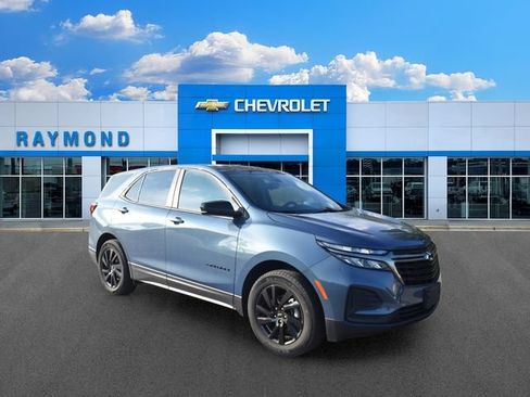 Used 2024 Chevrolet Equinox LS w/ LS Convenience Package AWD/4WD image 1
