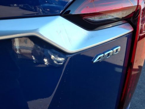 Used 2023 Cadillac XT6 Premium Luxury image 14