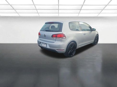 Used 2012 Volkswagen Golf 2-Door image 3