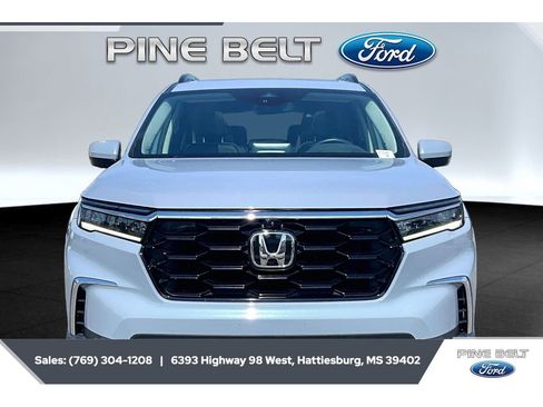 Used 2023 Honda Pilot Elite image 3