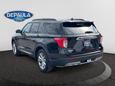 Used 2023 Ford Explorer XLT w/ Equipment Group 202A AWD/4WD image 4