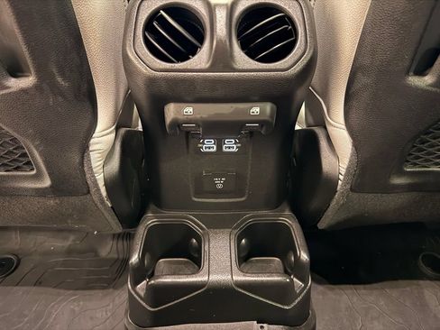 Used 2023 Jeep Gladiator Mojave w/ LED Lighting Group AWD/4WD image 31