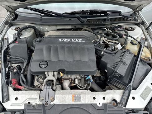 Used 2012 Chevrolet Impala LTZ FWD image 24