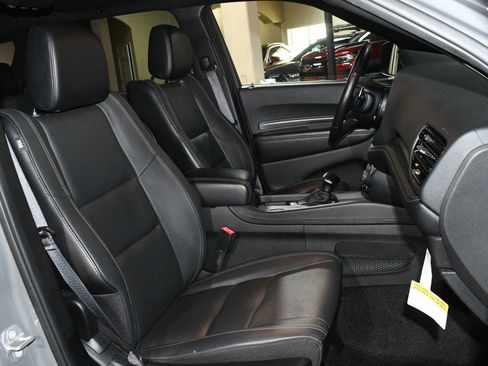 Used 2022 Dodge Durango GT RWD image 8