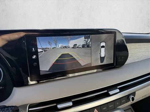 Used 2023 Hyundai Palisade Calligraphy image 12