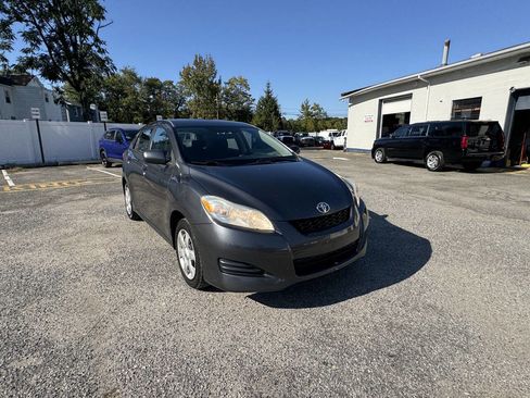 Used 2009 Toyota Matrix image 3