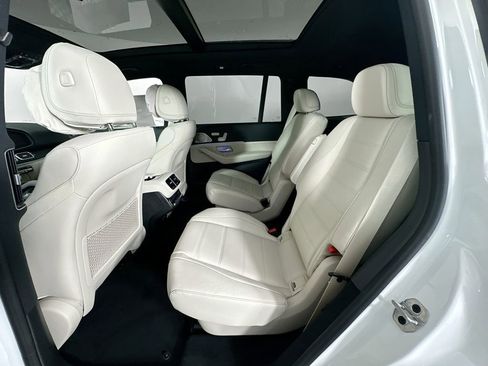New 2026 Mercedes-Benz GLS 580 4MATIC image 26