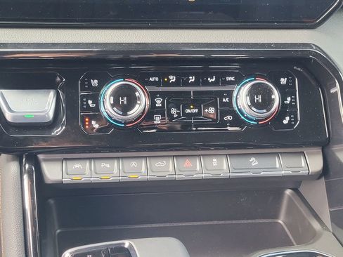 New 2026 GMC Sierra 1500 AT4 w/ AT4 Premium Package AWD/4WD image 19