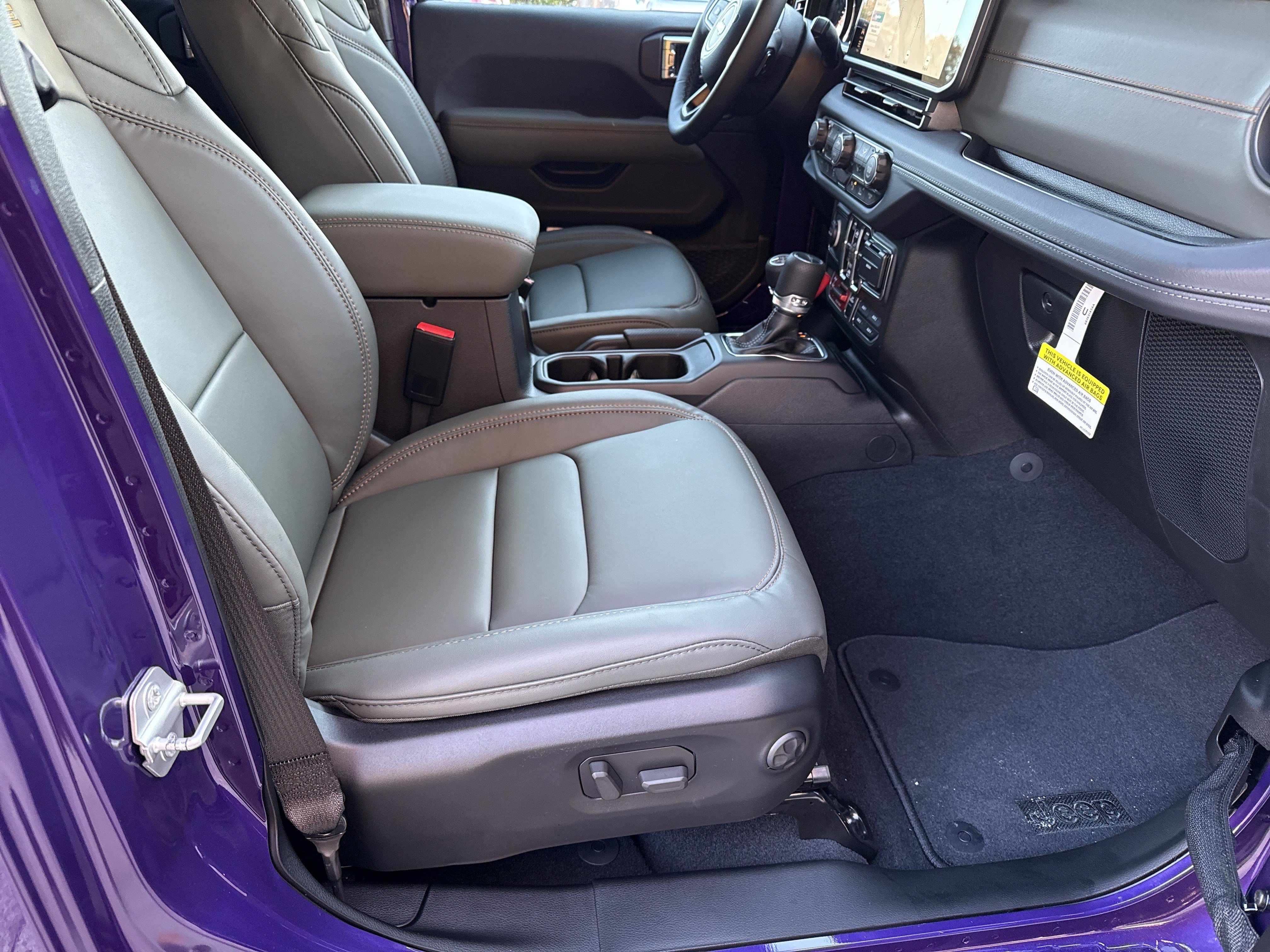 New 2026 Jeep Gladiator Mojave AWD/4WD image 16