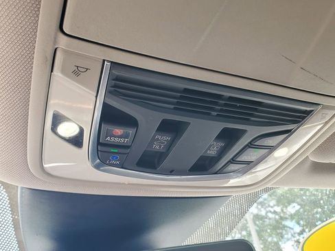 Certified 2022 Acura MDX FWD w/ Technology Package image 36