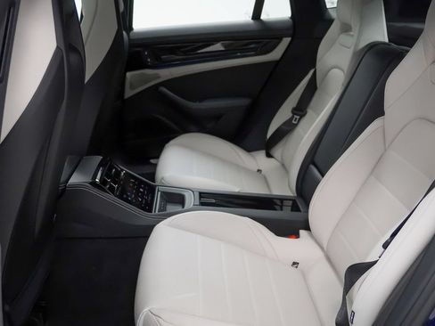 New 2026 Porsche Panamera 4 AWD/4WD image 18