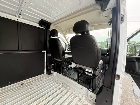 Used 2025 RAM ProMaster 2500 w/ Convenience Group FWD image 49