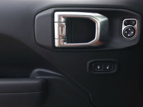 New 2026 Jeep Gladiator Rubicon w/ Safety Group image 23