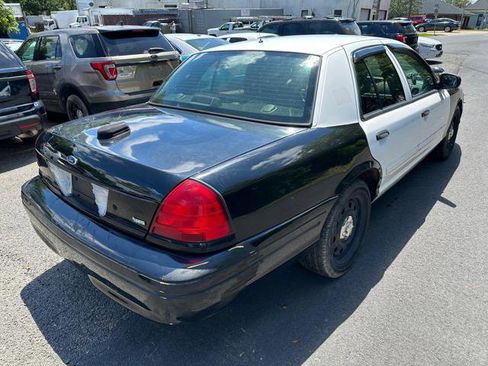 Used 2011 Ford Crown Victoria Police Interceptor image 8
