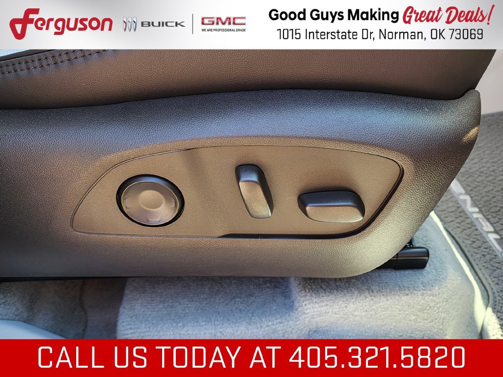 New 2026 GMC Acadia Denali w/ Super Cruise Package FWD image 43