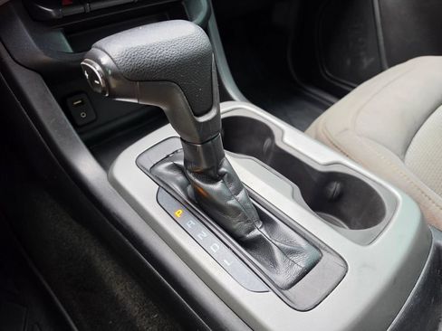 Used 2018 Chevrolet Colorado LT AWD/4WD image 34