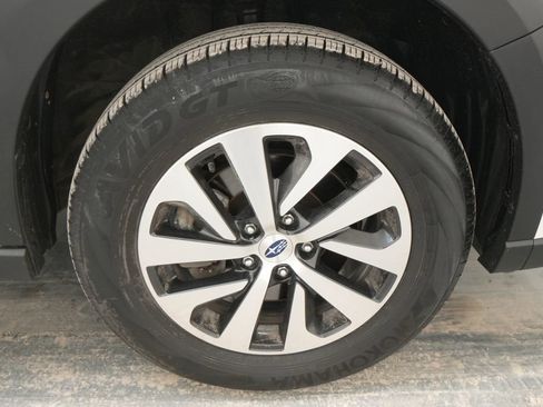 Used 2024 Subaru Outback 2.5i image 10