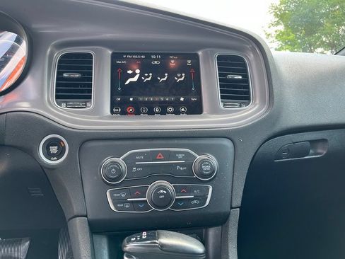 Used 2023 Dodge Charger SXT RWD image 15