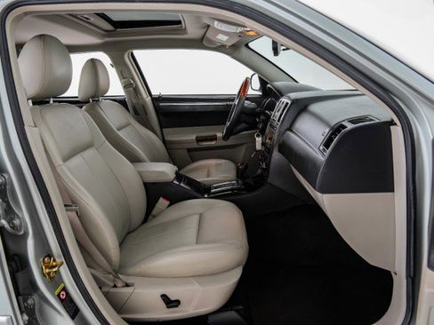 Used 2006 Chrysler 300 Touring image 30