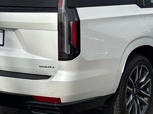 Used 2024 Cadillac Escalade ESV Sport Platinum w/ Heavy-Duty Trailer Package image 6