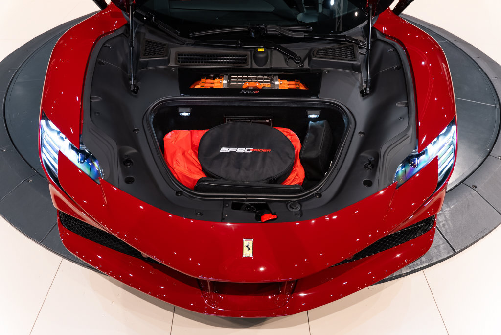 Certified 2022 Ferrari SF90 Spider AWD/4WD image 17