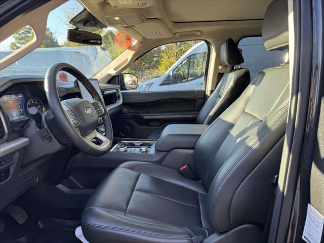 Used 2023 Ford Expedition Max XLT AWD/4WD image 19
