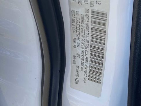 Used 2020 Jeep Grand Cherokee High Altitude image 32