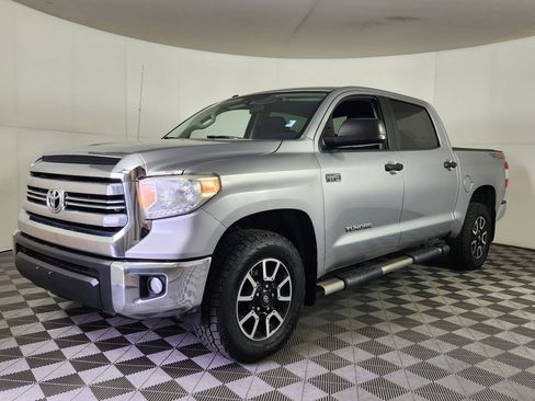 Used 2016 Toyota Tundra SR5 w/ TRD Off Road Package AWD/4WD image 3
