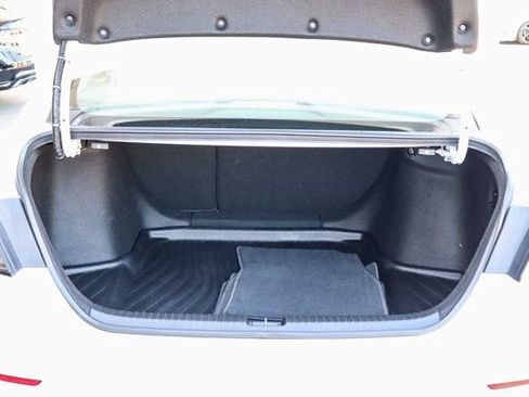 Certified 2024 Honda Accord EX image 31