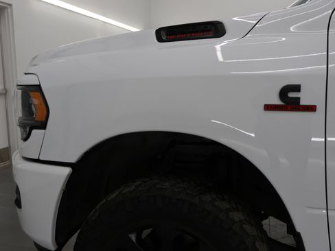 Used 2022 RAM 2500 Big Horn w/ Night Edition AWD/4WD image 34