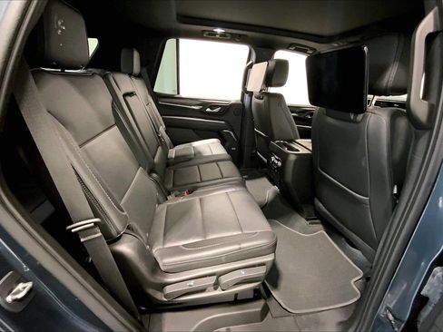 Used 2021 GMC Yukon Denali w/ Denali Premium Package RWD image 25