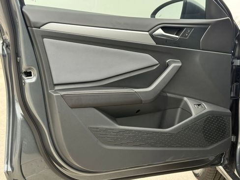 New 2026 Volkswagen Jetta SE image 19