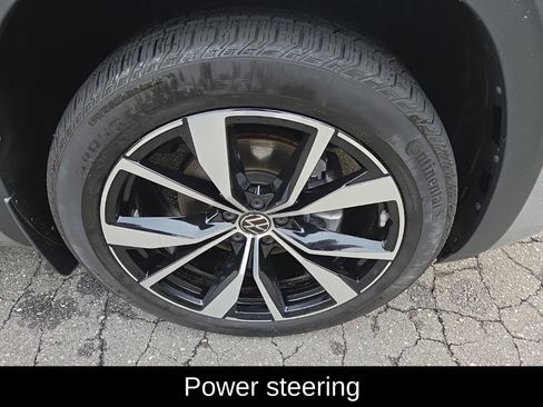 Used 2026 Volkswagen Atlas SEL Premium R-Line AWD/4WD image 9