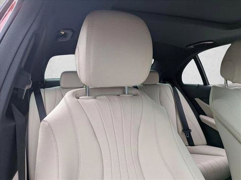 Used 2019 Mercedes-Benz E 300 image 15